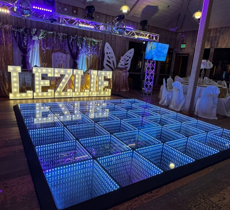 14ft x 14ft Infinity Light-Up LED Dance Floor
