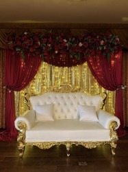 589779679 934414365769689 5602571051834951946 n 1772076250 Throne Sofa